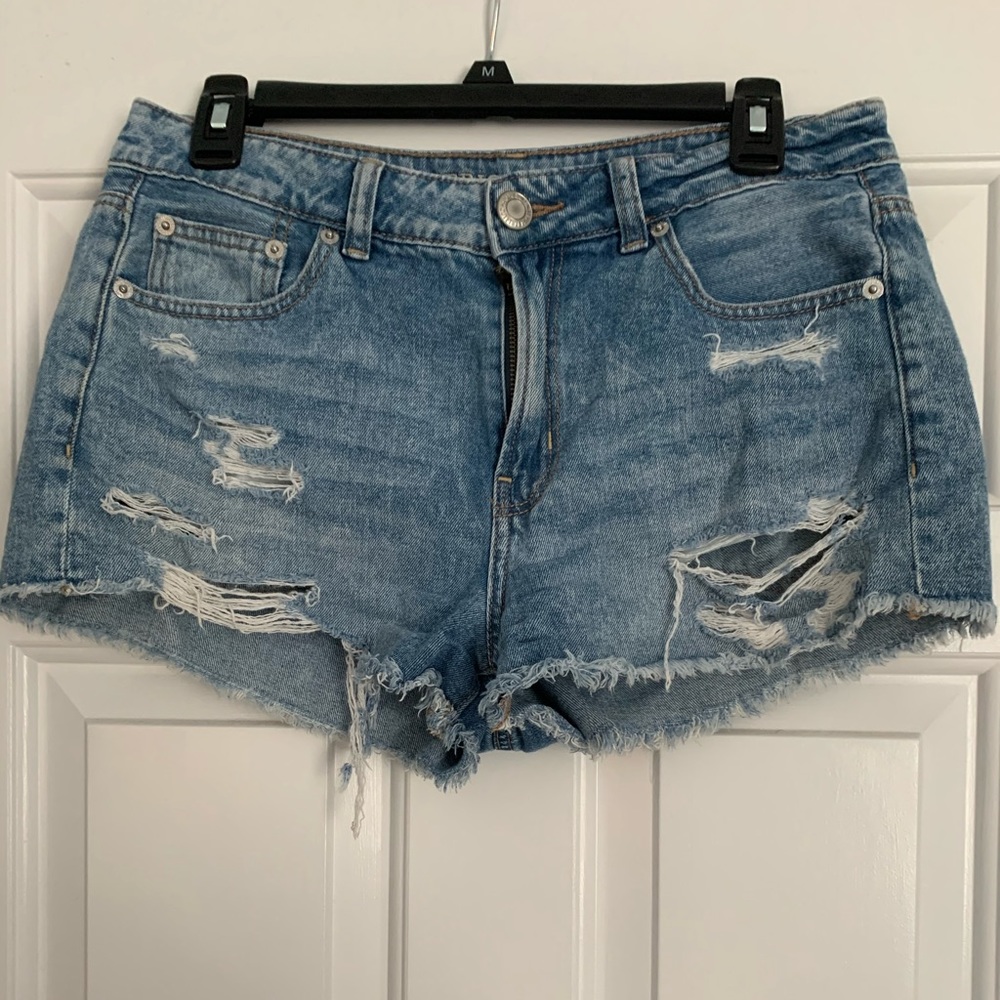 AE Mid Rise Tom Girl Distressed Shorts